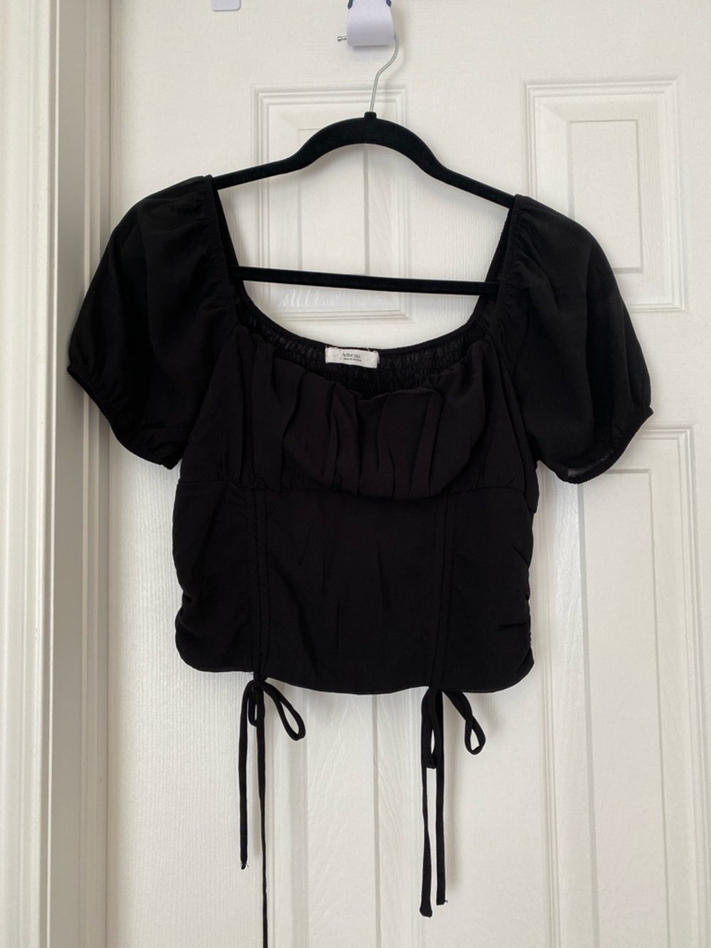 Short Sleeve Cropped Blouse